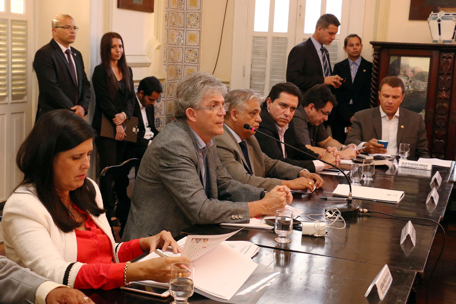 reuniao de monitoramento foto francisco fança secom pb (7).JPG