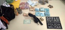Dinheiro recuperado pela Polícia Militar