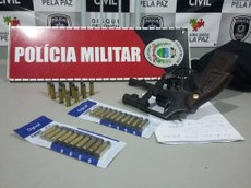 Três revólveres foram apreendidos em menos de 24h