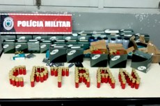 O suspeito e o material apreendido foram conduzidos para a Central de Polícia, em Campina Grande