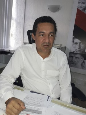 secretário2.jpg O secretário de Educação afirma que o programa contribui para um maior interesse dos estudantes em aprender a língua inglesa