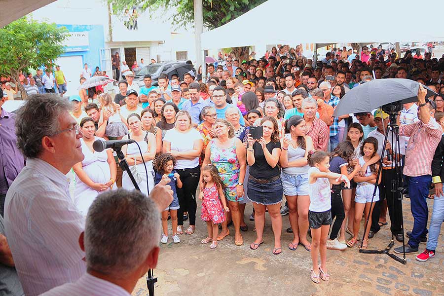 ricardo inaugura  pb 127 algodao de jandaira_foto jose marques (1).jpg