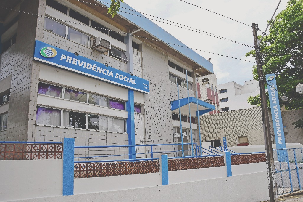 INSS ROBERTO GUEDES.jpg