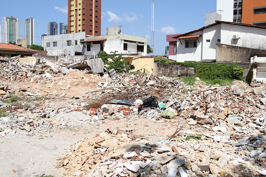 CRIADOURO DO MOSQUITO AEDES - ( Foto Edson Matos )   (11).jpg