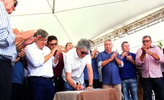 A nova adutora levará água de Coremas até a Estação Elevatória de Água Bruta, beneficiando 18 mil habitantes da cidade de Piancó