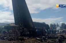 Acidente aconteceu após a aeronave decolar da base aérea de Boufarik, que fica cerca de 30 km ao sul de Argel
