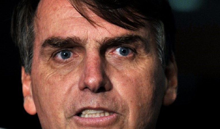 12-02-2018-F-besta-humana.jpg 12-02-2018-F-besta-humana.jpg