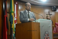 O vereador Bruno Farias (PPS), líder da oposição, é autor da propositura e está convocando a sociedade para participar do debate juntamente com especialistas