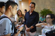 Ação ocorreu no Bairro de Manaíra e atraiu a população para baixar aplicativo que permite a votação no ‘Mudamos’