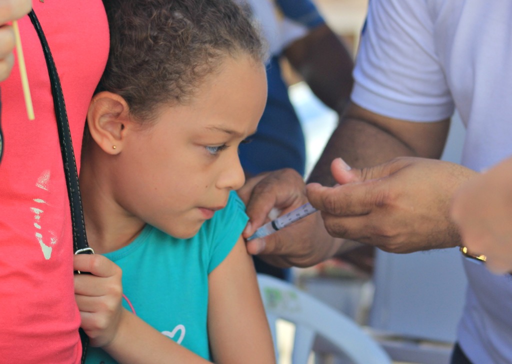 RicardoPuppe_Dia D Vacinação 083283.JPG