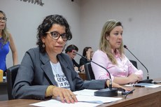 Para a presidente da CCJ e autora da propositura, Estela Bezerra (PSB), o projeto visa humanizar o trabalho de parto