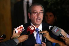 Afastado do mandato, deputado quer recorrer mesmo após decisão unânime do STF