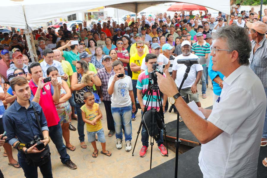 ricardo faz inauguracoa em cuite_foto jose marques (1).jpg