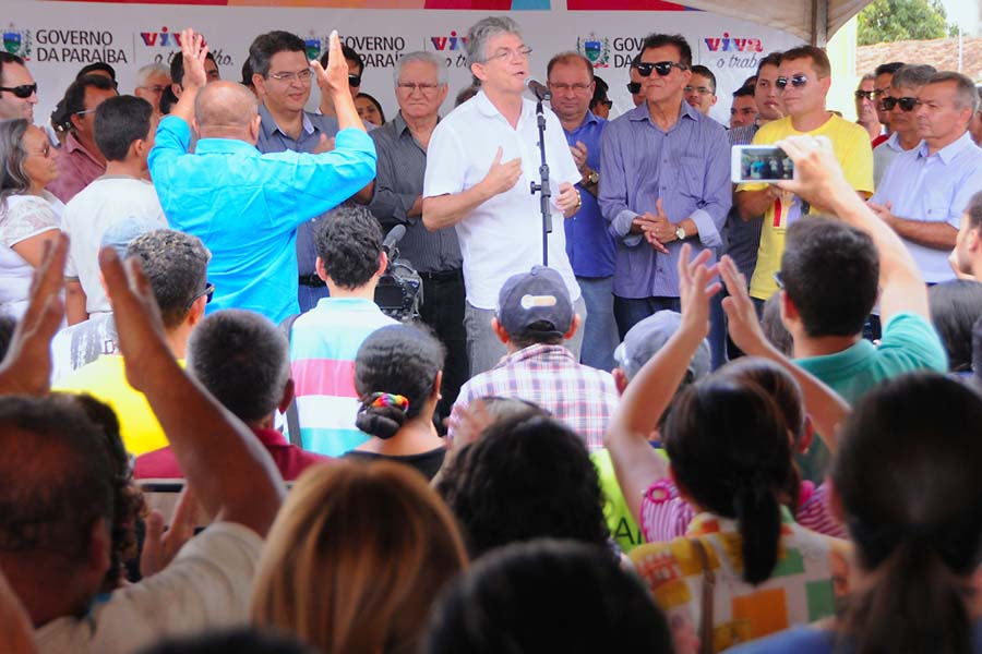 ricardo faz inauguracoa em cuite_foto jose marques (2).jpg