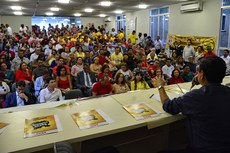 O debate contou com a participação de deputados estaduais, senadores e representantes de sindicatos e de entidades de classe
