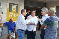 O governador Ricardo Coutinho parabenizou a iniciativa de Gervásio e da ALPB em revitalizar o Paraíba Palace Hotel