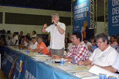 "Não é um favor, mas sim um direito de participar de um processo de política participativa", disse Ricardo Coutinho