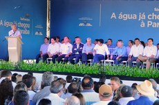 O governador Ricardo Coutinho ressaltou em seu discurso a importância dos ex-presidentes Lula e Dilma para a obra