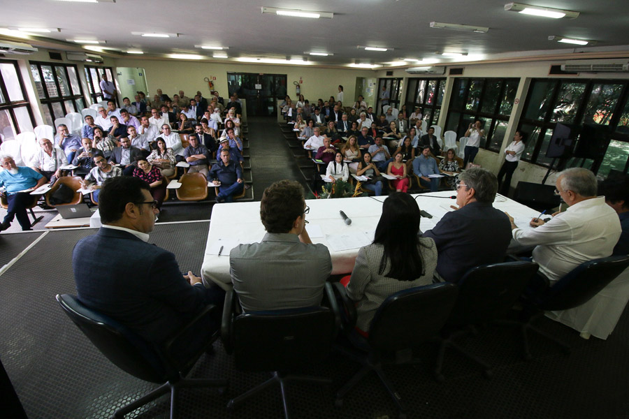 joao reuniao com secretarios foto francisco frança (8) (1).jpg