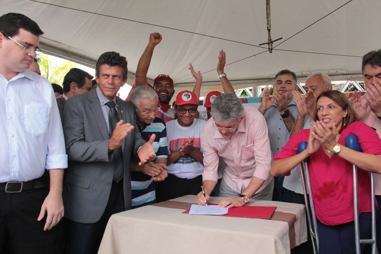 26_04_16 ricardo_mst_fotosalberi pontes (3).JPG