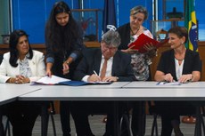 João Azevêdo em reunião com o Banco Mudial em Brasilia