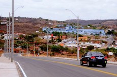 A obra tem quase 1 km de extensão e representa um investimento de R$ 2,2 milhões para Campina Grande