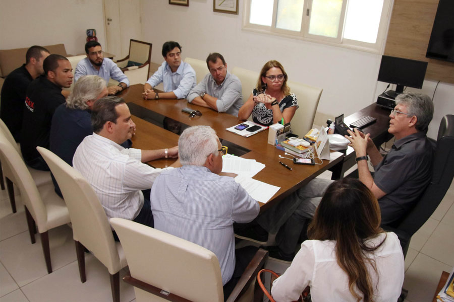 ricardo recebe automobilismo internacional_foto  francisco franca (2).JPG