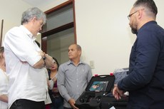 Durante a entrega do equipamento, o governador destacou que o Doppler será fundamental para prevenir o AVC infanto-juvenil