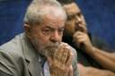 Lula terá até as 17h desta sexta-feira (6) para se apresentar à Polícia Federal