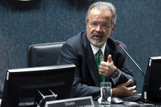 Ministro da Segurança Pública disse que o novo diretor da instituição terá total apoio para prosseguir com a operação