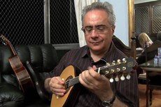 O jornalista aproveita a visita a João Pessoa para, depois da palestra que realiza no Espaço Cultural, comparecer a um sarau