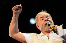 Lula disse que não acha justo a forma como a oposição vem atacando a presidente Dilma Rousseff