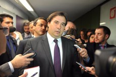 Rodrigo quer que o Palácio do Planalto tenha conversas individuais com as lideranças partidárias sobre o tema 