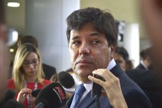 Ministro tentou acalmar os funcionários, garantindo a continuidade das políticas desenvolvidas pela pasta