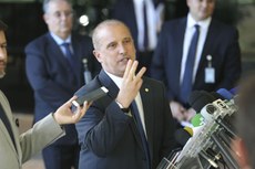 Atividades do Ministério do Trabalho serão diluídas em três ministérios