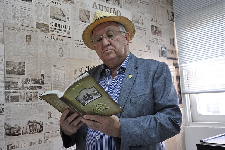 foto4_foto-de-evandro-pereira.jpeg foto4_foto-de-evandro-pereira.jpeg