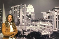 A brasileira Ana Carolina Teixeira é dona de uma companhia sediada em Orlando, na Flórida, que agrega várias empresas
