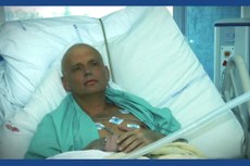 O ex-espião Sergei Skripal, e sua filha Yulia foram envenenados e permanecem internados em estado crítico, na Grã-Bretanha