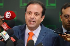 O líder do governo  na Câmara, deputado André Moura, é acusado de receber recursos em benefício próprio