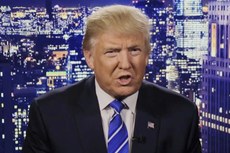 Apesar da pressão, Trump rejeita qualquer possibilidade de renúncia à corrida presidencial