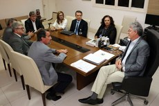 Encontro entre Ricardo Coutinho e o presidente da CEF foi na Granja Santana