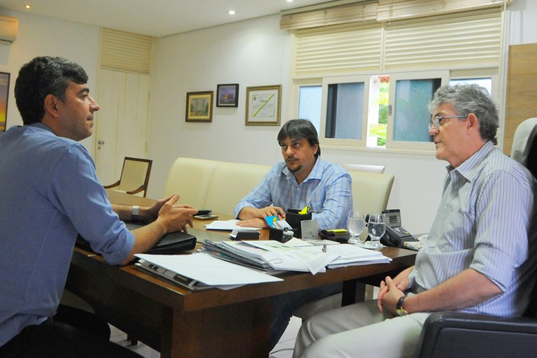 Ricardo PREFEITO DE JURIPIRANGA foto jose marques.jpg