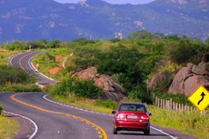 Com a entrega da rodovia PB-246, o Governo do Estado retirou o 34ª município do isolamento asfáltico por meio do programa Caminhos da Paraíba