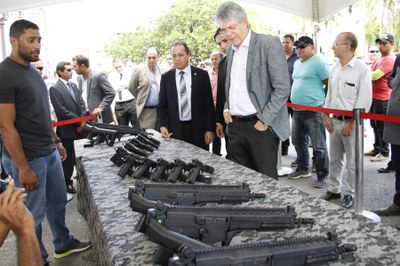 "Esses novos equipamentos vão proporcionar um trabalho mais efetivo e eficiente da nossa polícia", enfatizou o governador