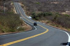 Restauração da PB-325, na região de Catolé do Rocha, entregue em setembro, foi a 103ª obra rodoviária do programa Caminhos da Paraíba