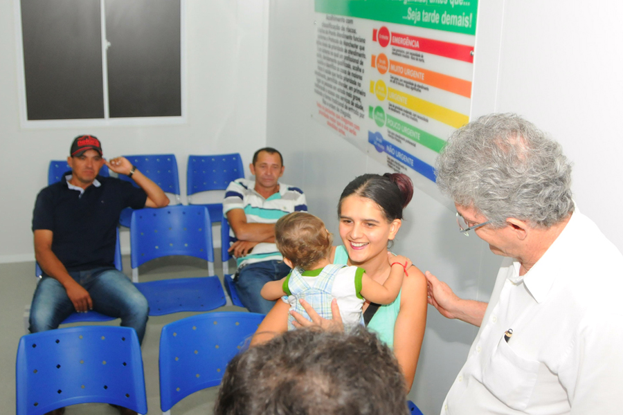 P ISABEL VISITA UPA.jpg