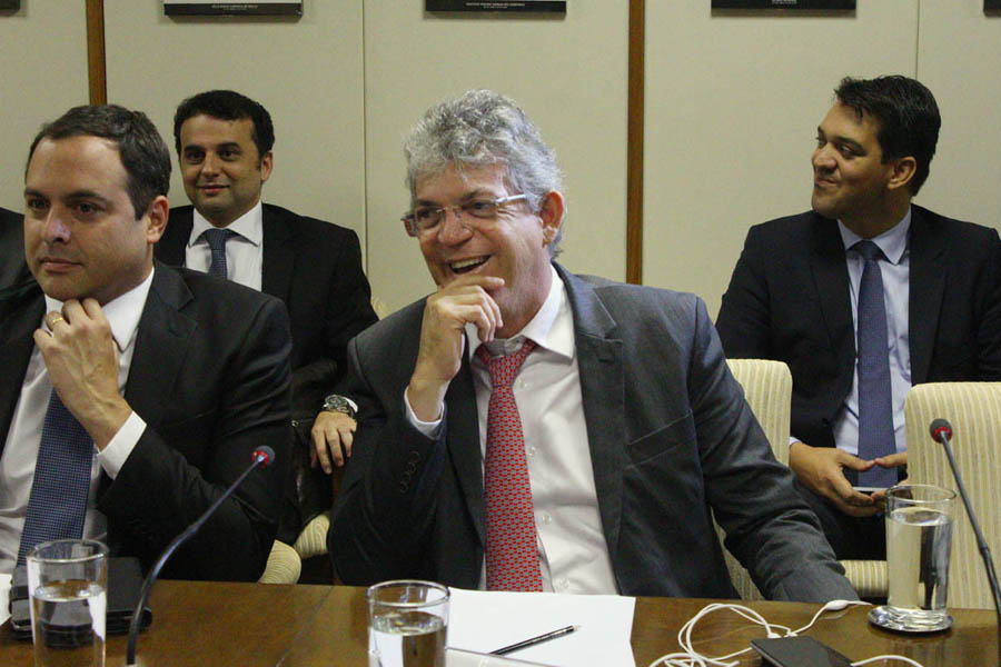 ricardo encontro de governadores min da fazenda nelson barbosa (4).jpg