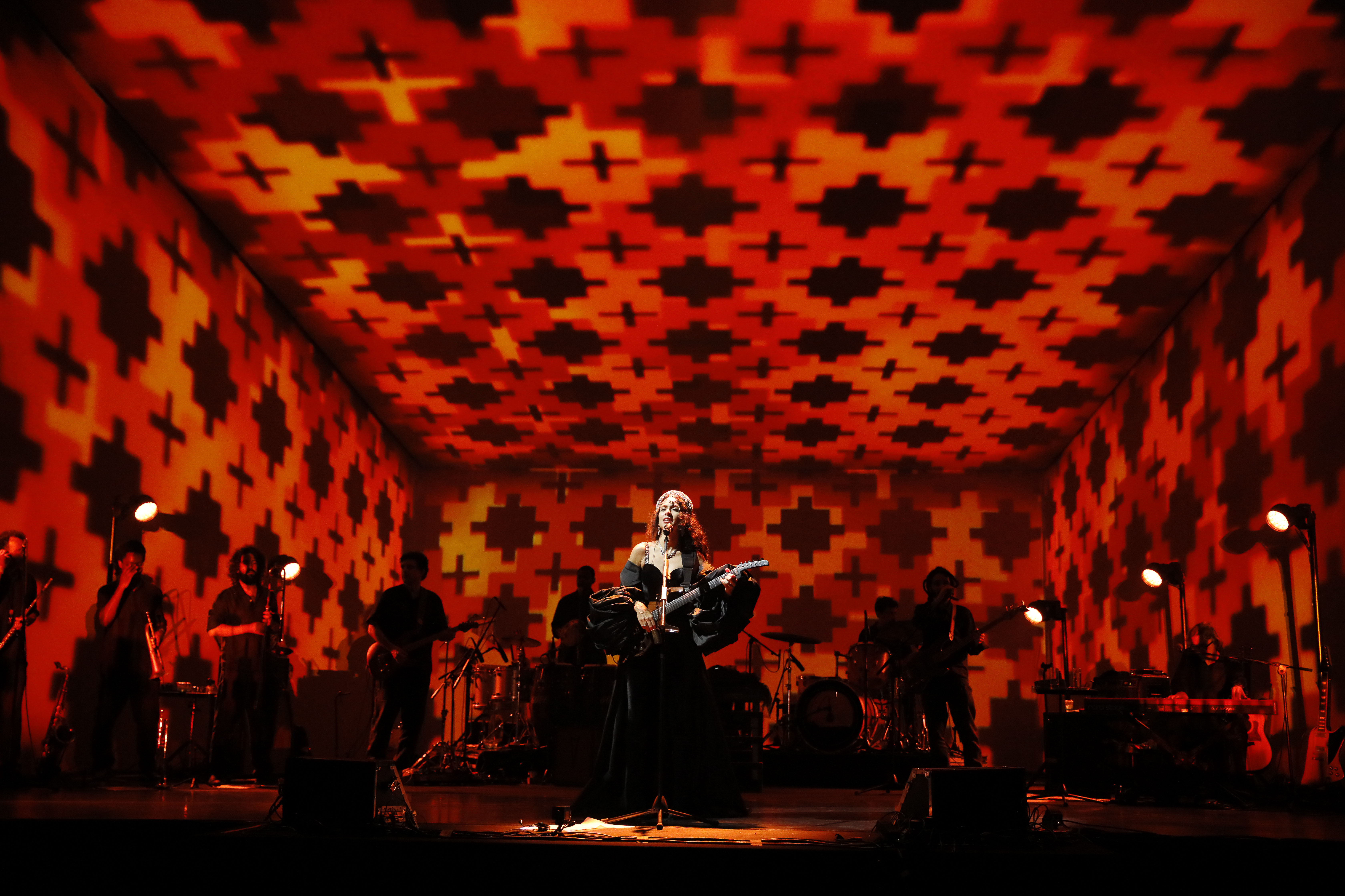 MARISA MONTE Show Portas 4 crédito Leo Aversa.jpg