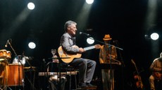 Chico no palco do A Pedra do Reino: “Me chamam de esquerda caviar, mas eu já me acostumei”
