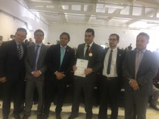 Procurador-geral do Estado recebe   a “Medalha e o Diploma Tarcísio Miranda Burity”, pelos relevantes serviços a Polícia Civil.